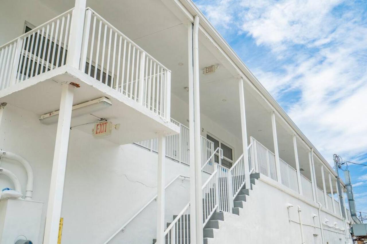 The Purple Pelican Beachfront With Ocean Balcony Unit 3 Fort Lauderdale Extérieur photo